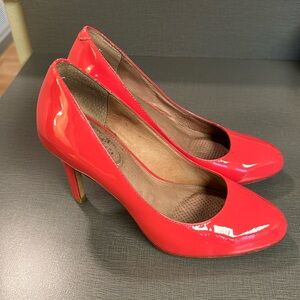 CORSO COMO Coral Patent Leather Pumps 6.5M